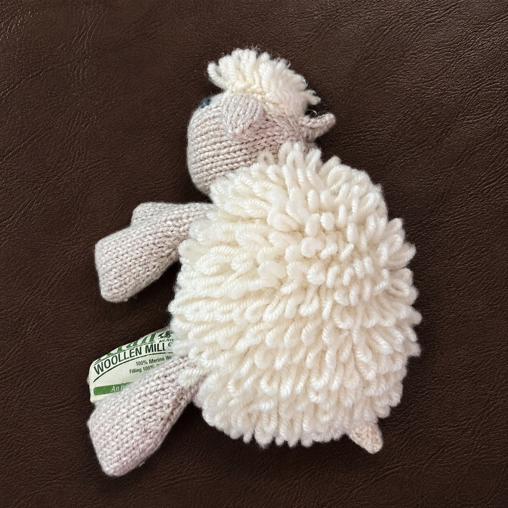 Aran Woollen Mills Knit Sheep Plush Toy 100% Merino Wool Irish Tradition Cream - Picture 3 of 6